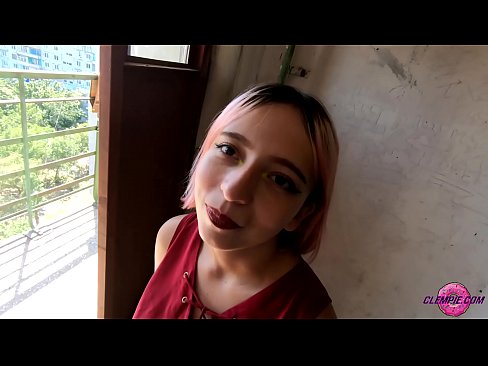 ❤️ د شاګرد حساسیت په بهر کې یو اجنبی سړی وخوري - د هغه په مخ کې ️❌ ❌